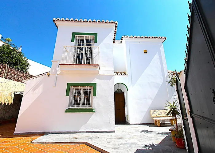 Villa Casa Isabella With Heated Pool Nerja
