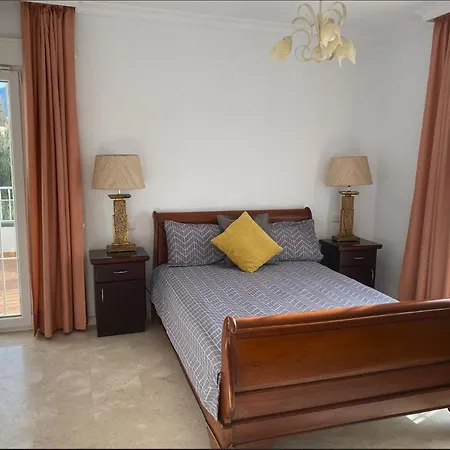 Casa Isabella With Heated Pool نيرخا